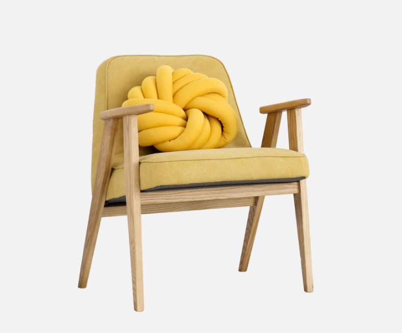 SunnyNest Accent Chair – Mustard Velvet & Oak